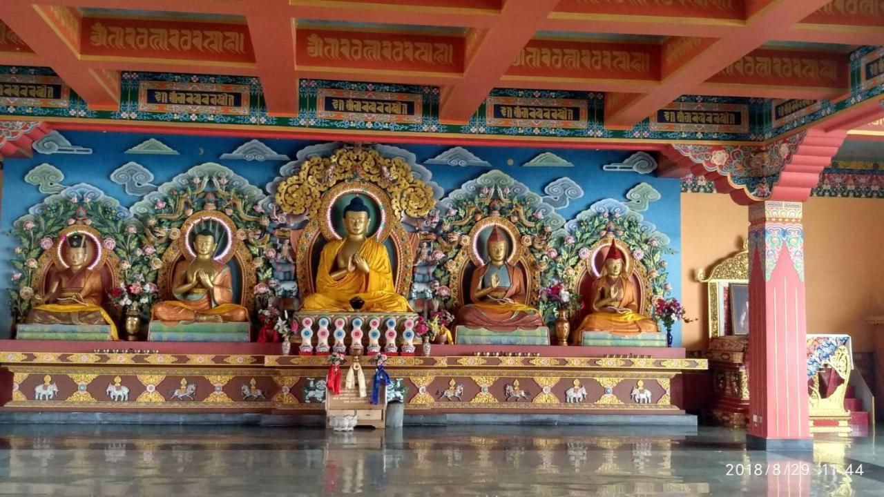 Tibet Homestay Rishop 외부 사진