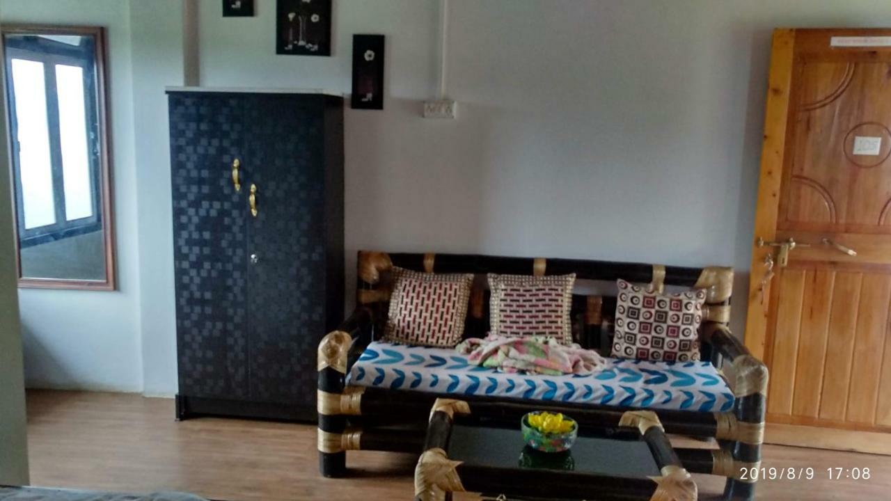 Tibet Homestay Rishop 외부 사진